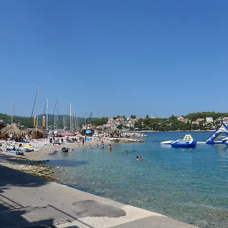 Apartment Seafront Garden Apartments Lumbarda Lumbarda