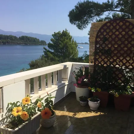 Seafront Garden Appartement *