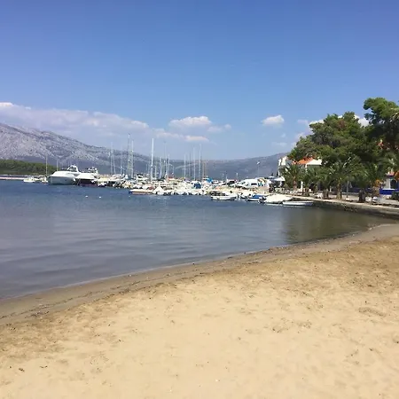 Seafront Garden Apartments Lumbarda * Lumbarda