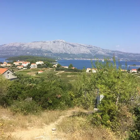 Apartment Seafront Garden Apartments Lumbarda Lumbarda