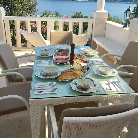 Seafront Garden Appartement *