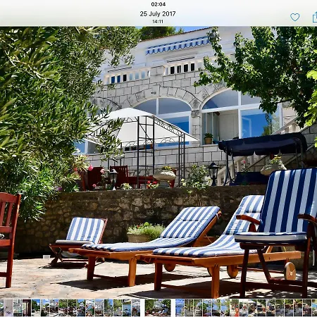 Seafront Garden *
